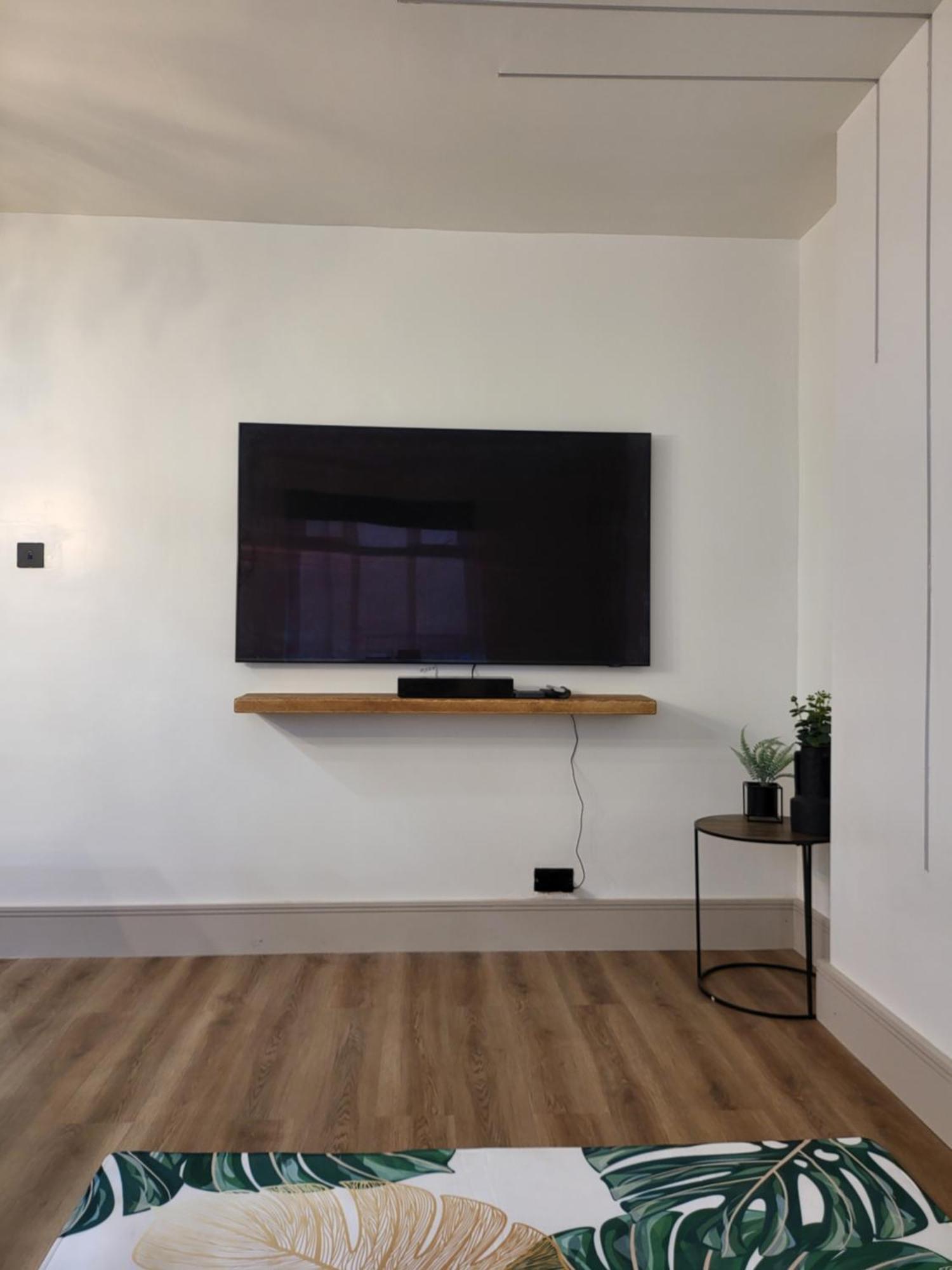 Country Style Modern Self Catering 3 Bedroom Bungalow In Blackpool Kültér fotó